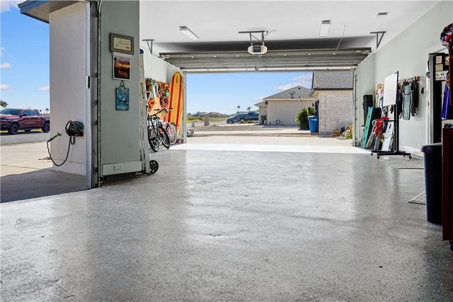 14834 Highland Mist Dr, Corpus Christi, TX 78418