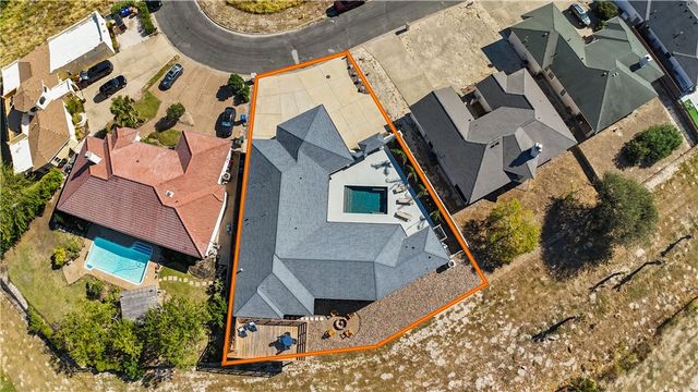 14834 Highland Mist Dr, Corpus Christi, TX 78418