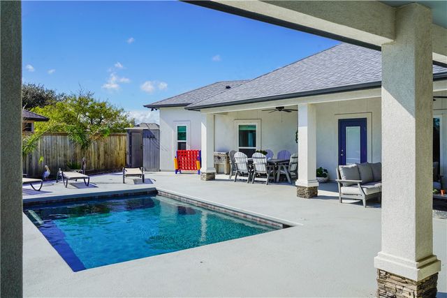 14834 Highland Mist Dr, Corpus Christi, TX 78418