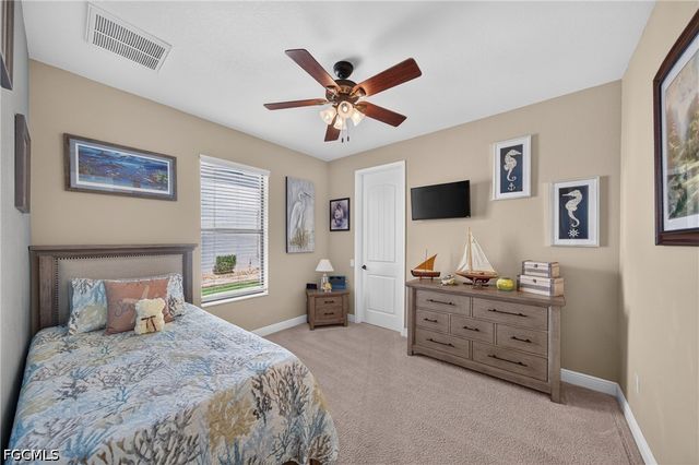 1725 SW 52nd TER, Cape Coral, FL 33914