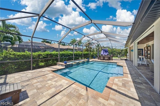 1725 SW 52nd TER, Cape Coral, FL 33914