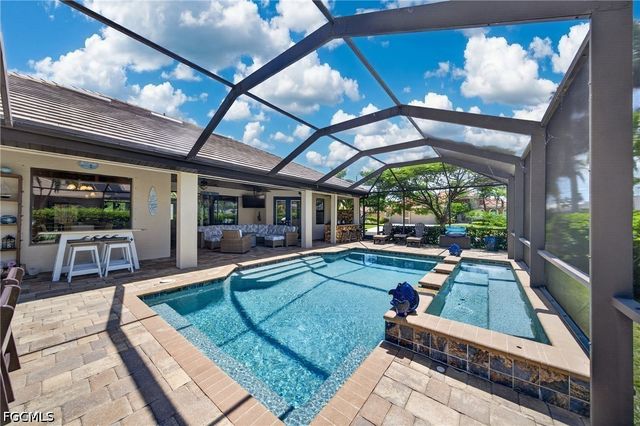 1725 SW 52nd TER, Cape Coral, FL 33914