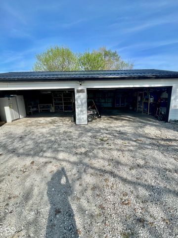 8989 S County Road 825 W, Reelsville, IN 46171