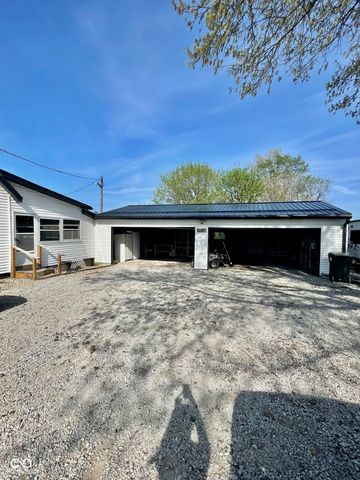 8989 S County Road 825 W, Reelsville, IN 46171