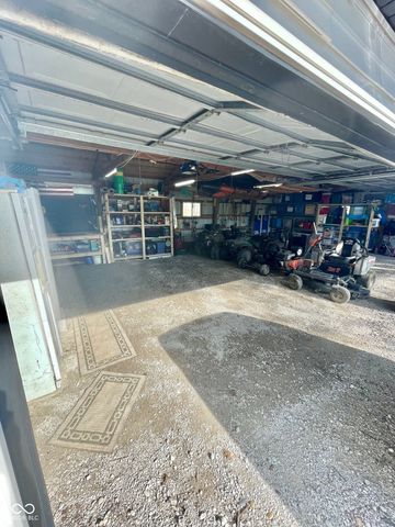 8989 S County Road 825 W, Reelsville, IN 46171