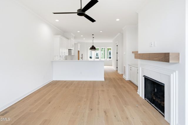 1201 Brookside Drive 110, Raleigh, NC 27604