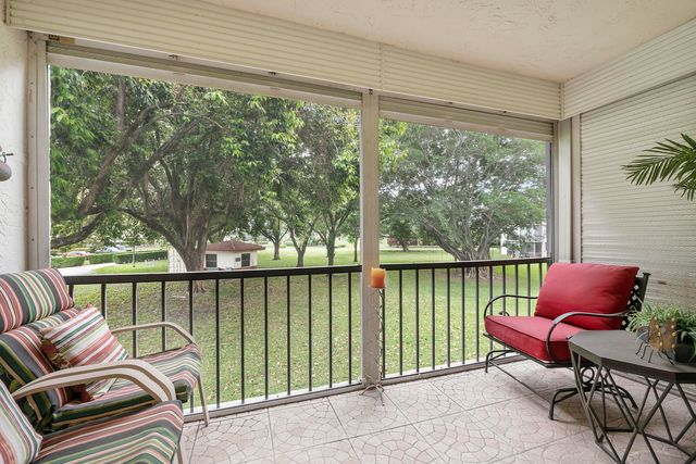8990 S Hollybrook Boulevard 209, Pembroke Pines, FL 33025