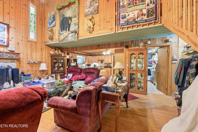 3255 Bear Mountain Lane, Sevierville, TN 37876