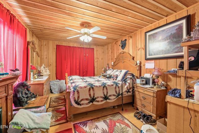 3255 Bear Mountain Lane, Sevierville, TN 37876