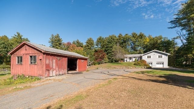 359 Linebrook Rd, Ipswich, MA 01938