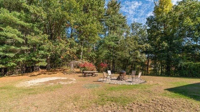 359 Linebrook Rd, Ipswich, MA 01938