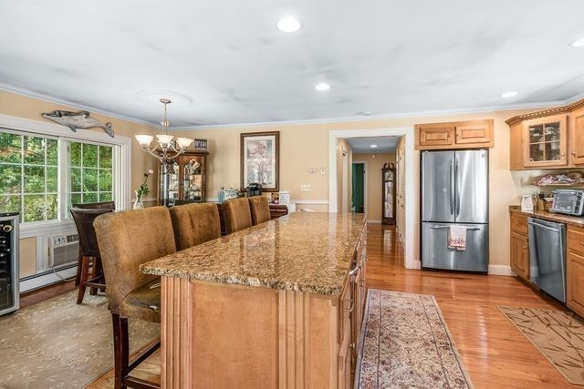 359 Linebrook Rd, Ipswich, MA 01938