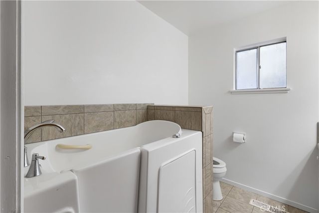 2149 Brookdale Dr, Merced, CA 95340