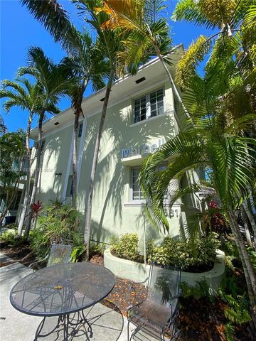 1561 Lenox Ave 3, Miami Beach, FL 33139