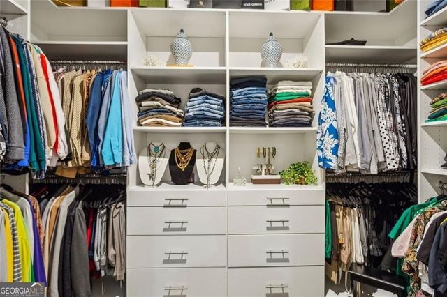 1821 Huntington Hills Lane NW, Atlanta, GA 30309