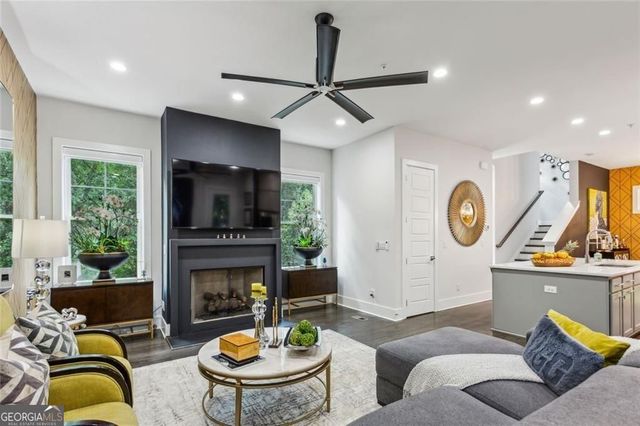 1821 Huntington Hills Lane NW, Atlanta, GA 30309