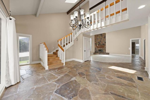 3001 Raintree Road, Oklahoma City, OK 73120