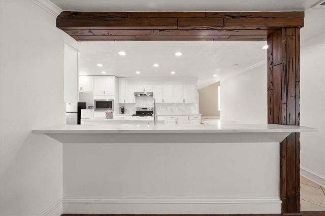 3001 Raintree Road, Oklahoma City, OK 73120