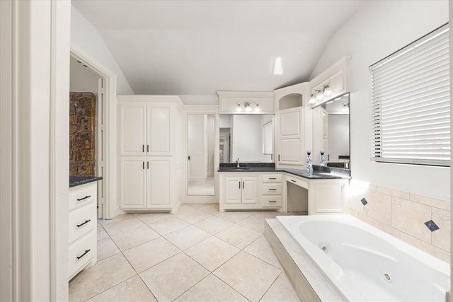 3001 Raintree Road, Oklahoma City, OK 73120