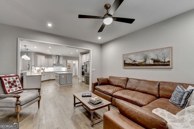 1060 Pebble Creek Road, Greensboro, GA 30642