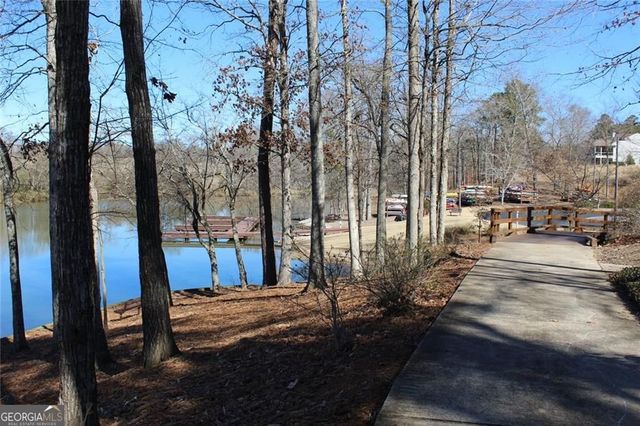 1060 Pebble Creek Road, Greensboro, GA 30642