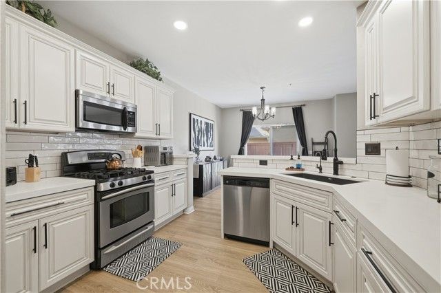 39738 Columbia Union B, Murrieta, CA 92563