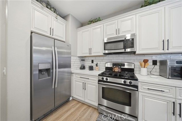 39738 Columbia Union B, Murrieta, CA 92563