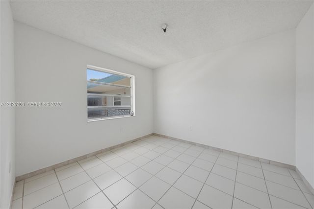 145 SW 30TH CT B208, Miami, FL 33135