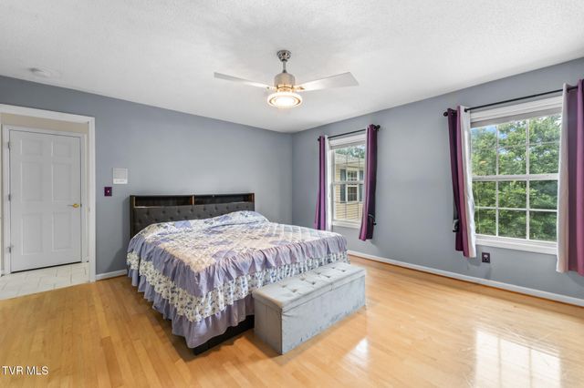 120 Elizabeth Ann Circle, Bluff City, TN 37618