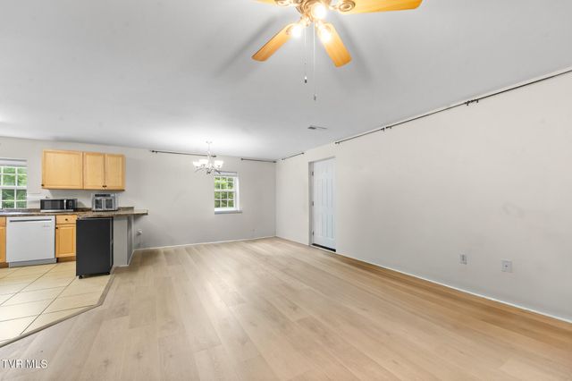 120 Elizabeth Ann Circle, Bluff City, TN 37618