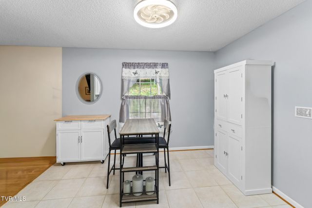 120 Elizabeth Ann Circle, Bluff City, TN 37618