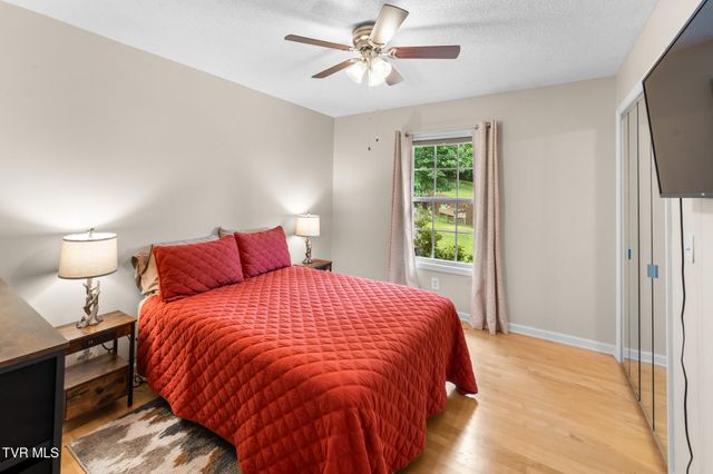 120 Elizabeth Ann Circle, Bluff City, TN 37618