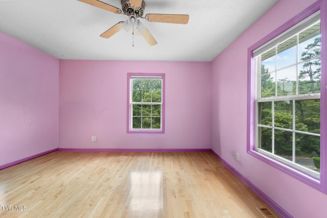 120 Elizabeth Ann Circle, Bluff City, TN 37618