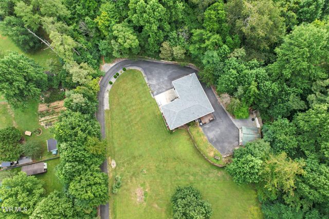 120 Elizabeth Ann Circle, Bluff City, TN 37618