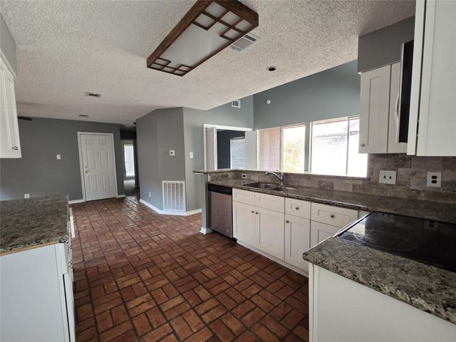 16011 Hidden Acres Drive, Houston, TX 77084