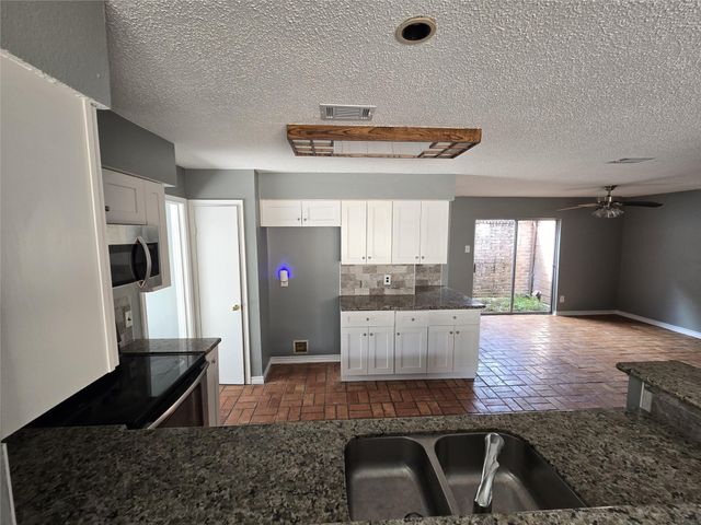 16011 Hidden Acres Drive, Houston, TX 77084