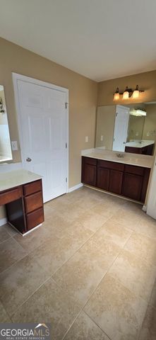 2057 Fort Trail, Morrow, GA 30260