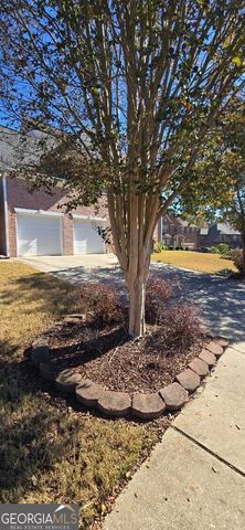 2057 Fort Trail, Morrow, GA 30260