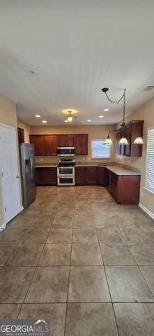 2057 Fort Trail, Morrow, GA 30260