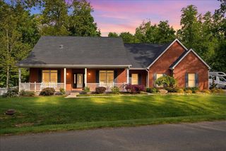 3737 Apple Valley Drive, Howard, OH 43028