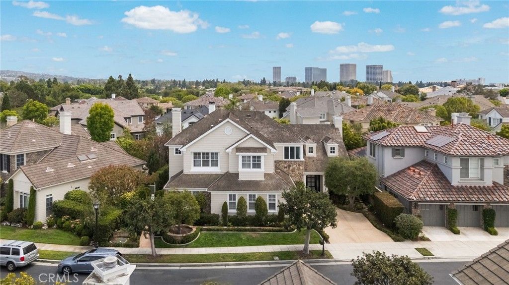 Image 1 of property listing at 5 Thunderbird, Newport Beach, CA 92660