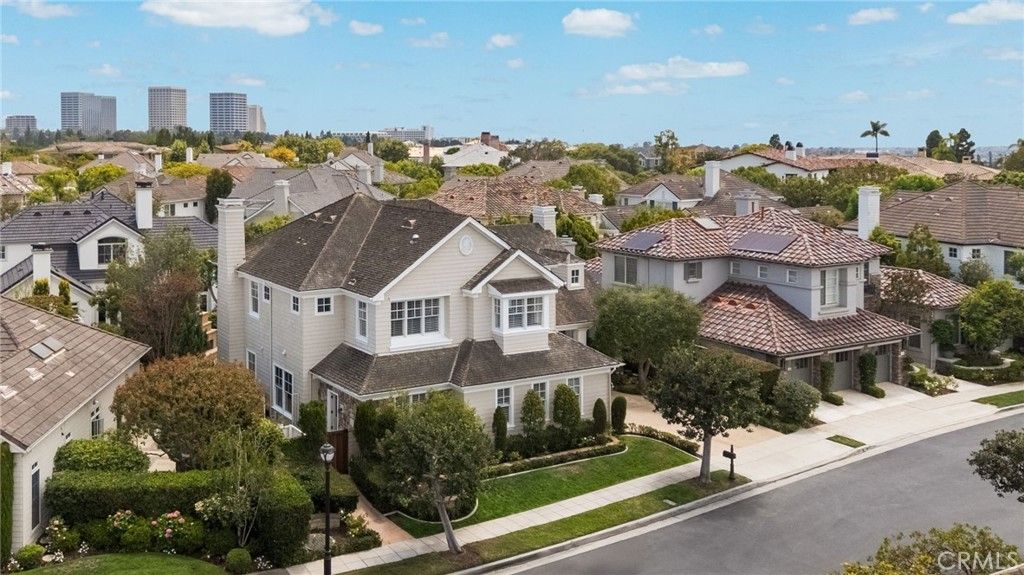 Image 2 of property listing at 5 Thunderbird, Newport Beach, CA 92660