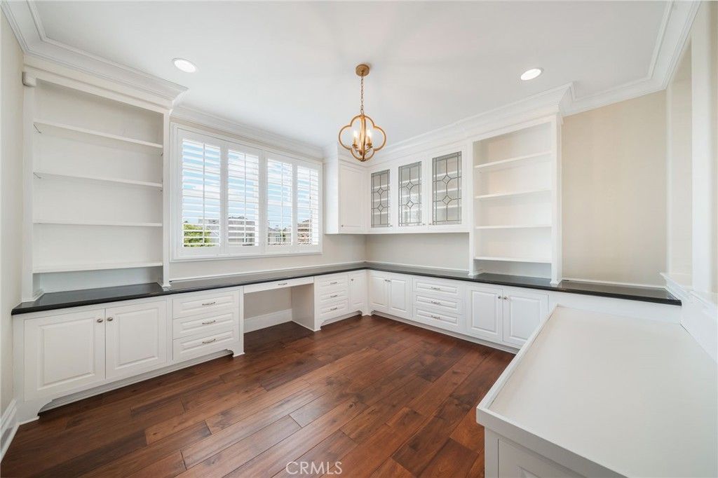 Image 32 of property listing at 5 Thunderbird, Newport Beach, CA 92660