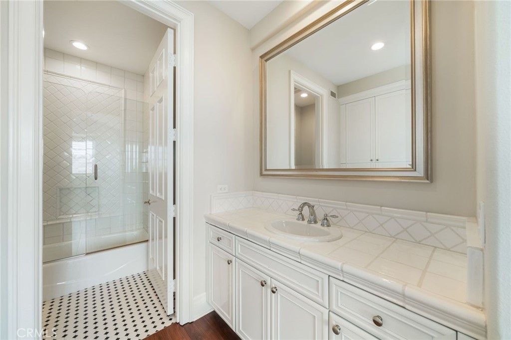 Image 39 of property listing at 5 Thunderbird, Newport Beach, CA 92660