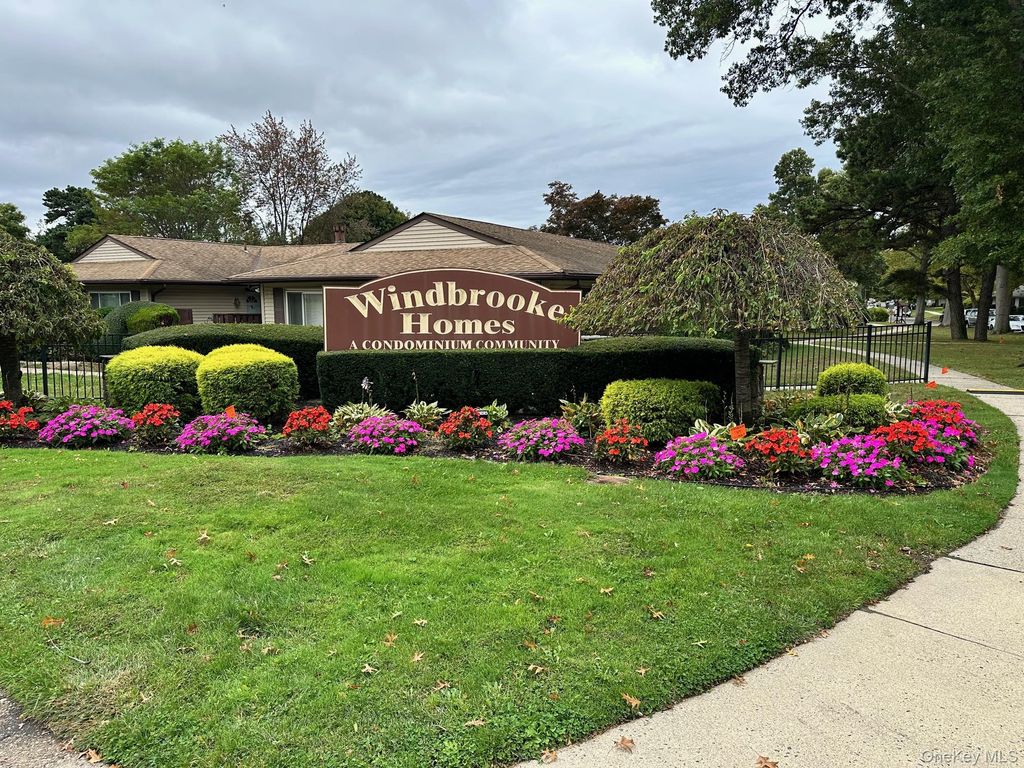 229 Feller Drive, Central Islip, NY 11722