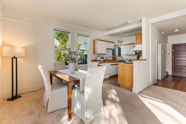 1323 East Bay Drive NE, Olympia, WA 98506