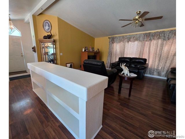 3420 Black Hills, Longmont, CO 80504