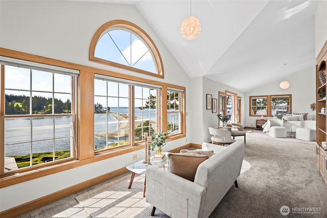 9321 185th Avenue Ct NW, Vaughn, WA 98394