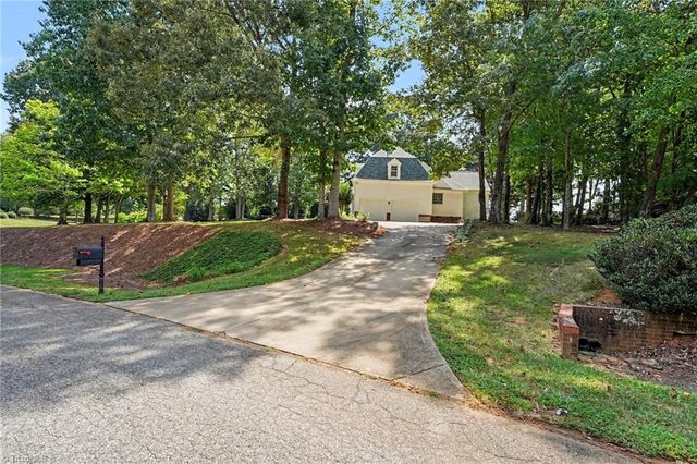 7901 Merrick Court, Greensboro, NC 27409