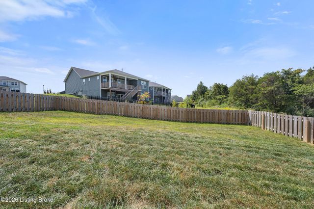 4113 Bent Creek Dr, La Grange, KY 40031